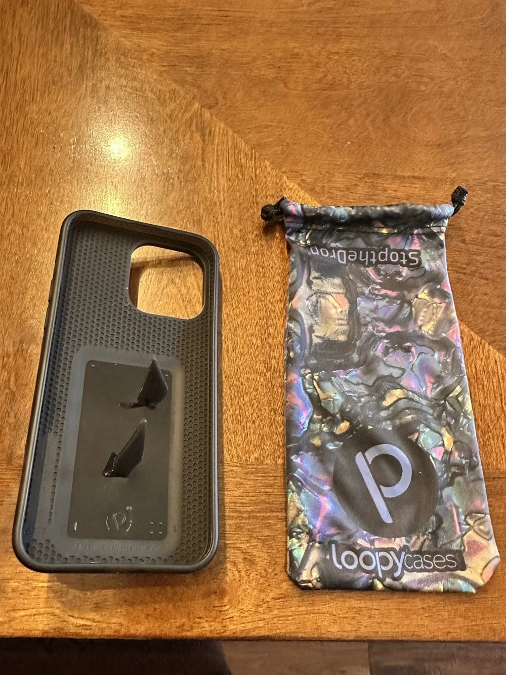 Loopy iPhone 14 Pro Max - Abalone Case with matching pouch